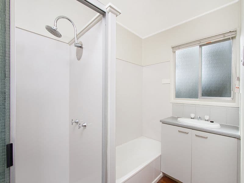 19 Lobelia Avenue, Daisy Hill QLD 4127, Daisy Hill - Thumbnail 5