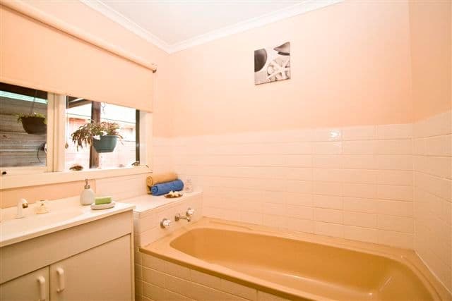 4 Timor Parade, HEIDELBERG WEST VIC 3081, Heidelberg West - Thumbnail 8