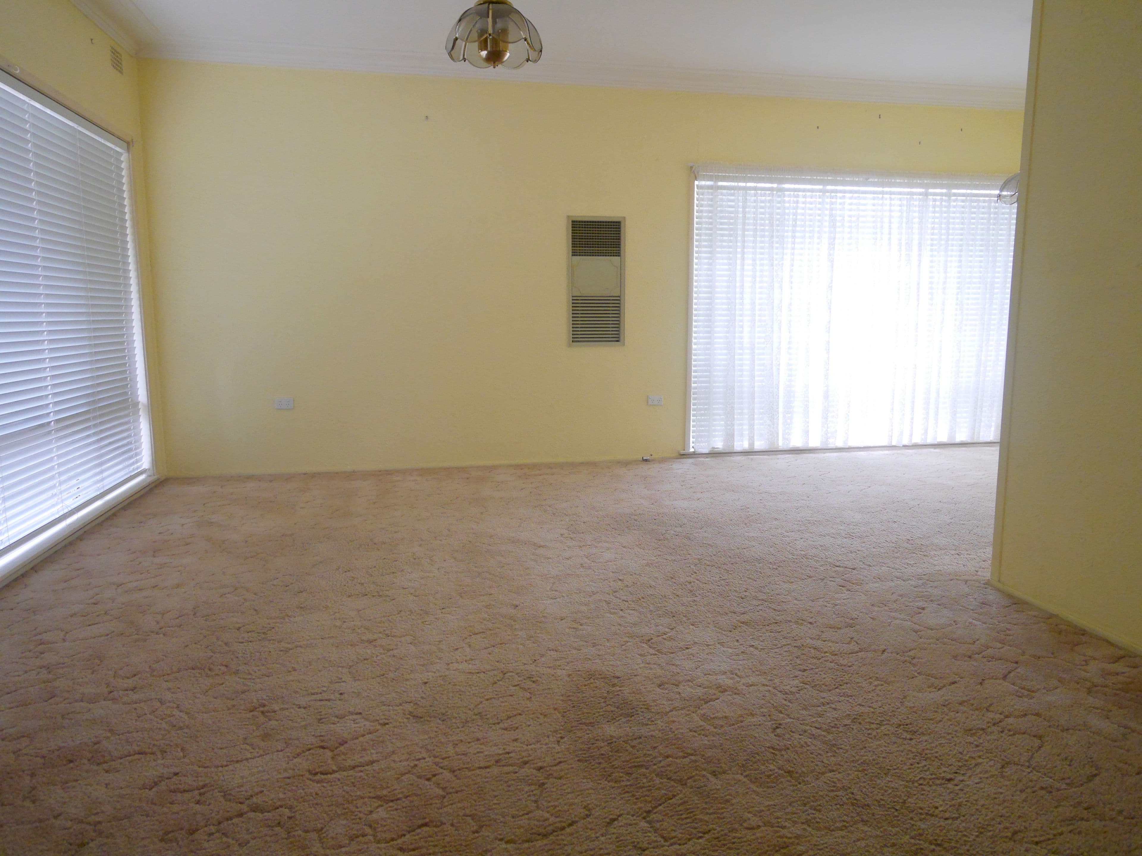 39 Comerford Street, Cowra - Thumbnail 2