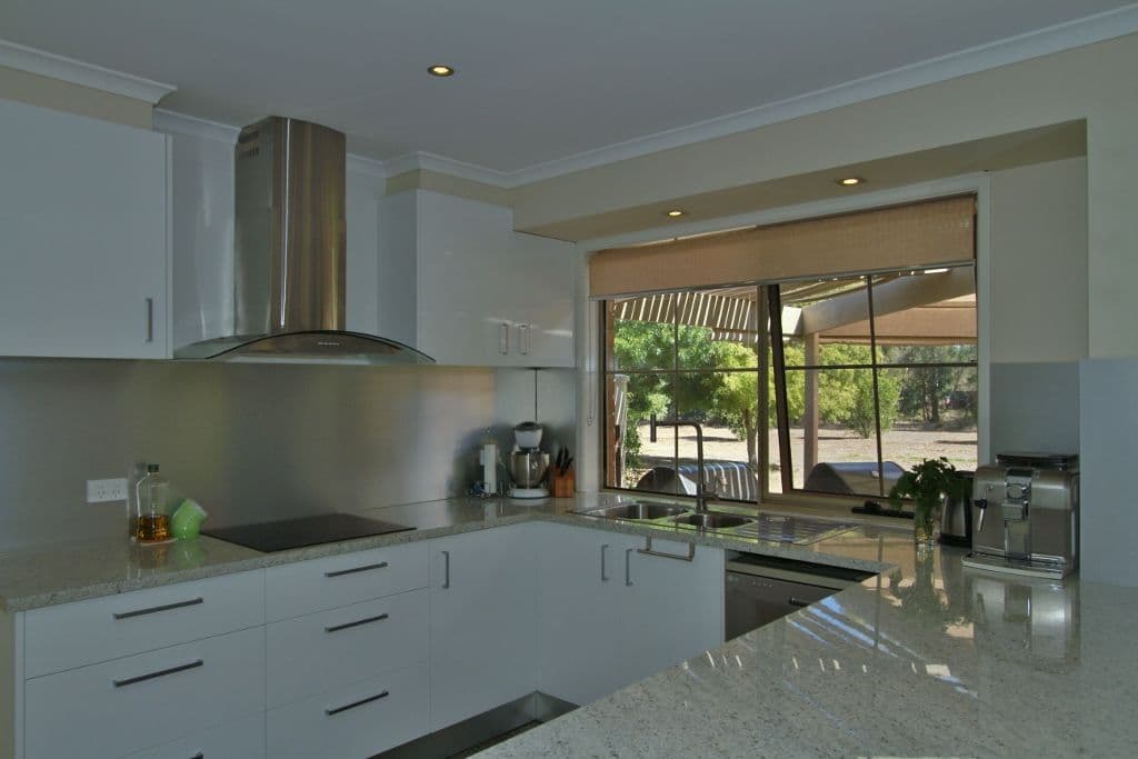 2 Thompsons Lane, Heathcote VIC 3523, Heathcote - Thumbnail 5