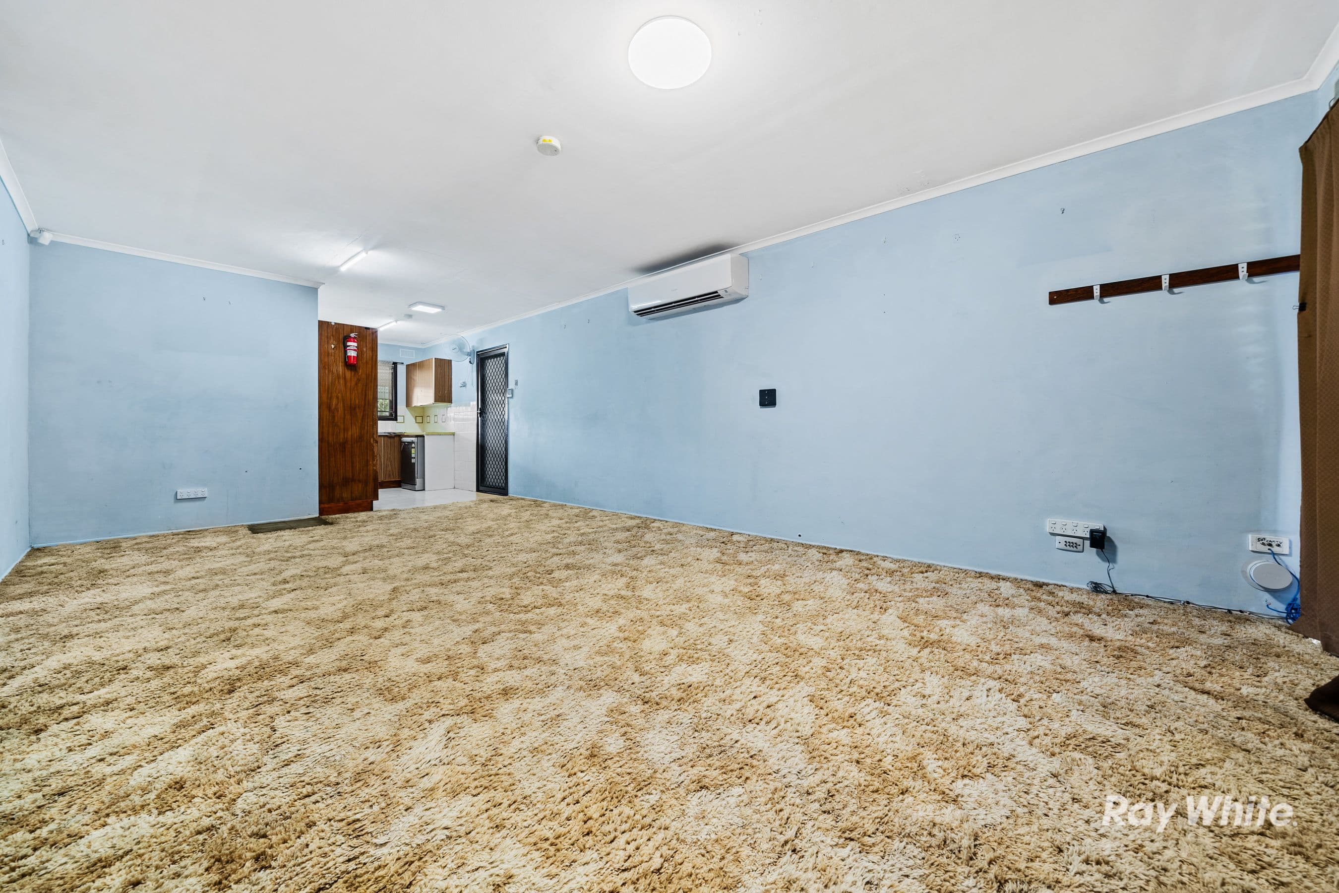 27 Birch Street, Kingston QLD 4114, Kingston - Thumbnail 3
