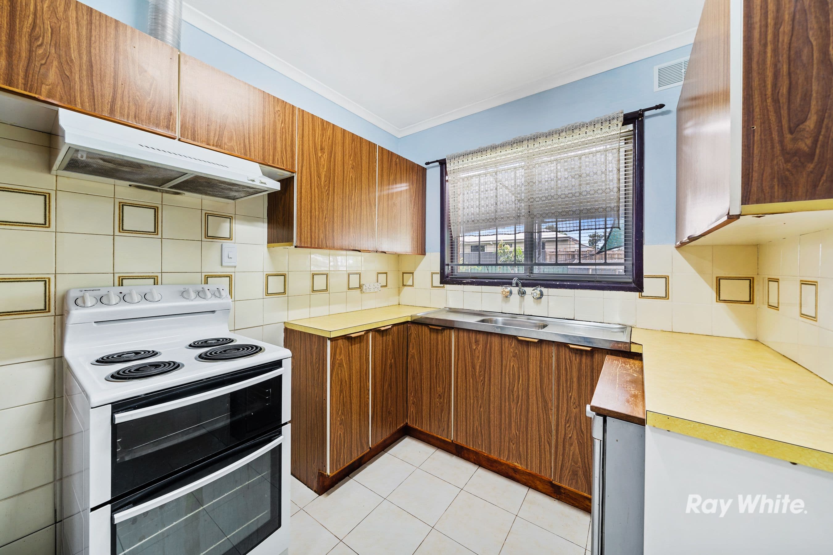 27 Birch Street, Kingston QLD 4114, Kingston - Thumbnail 4