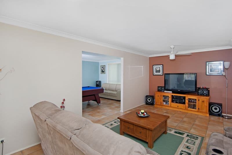 20 Hume Boulevard, KILLARNEY VALE NSW 2261, Killarney Vale - Thumbnail 3