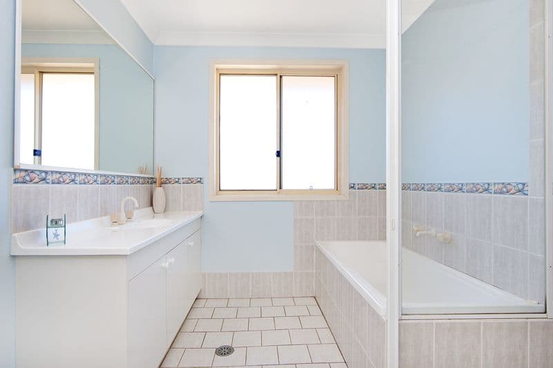 20 Hume Boulevard, KILLARNEY VALE NSW 2261, Killarney Vale - Thumbnail 8