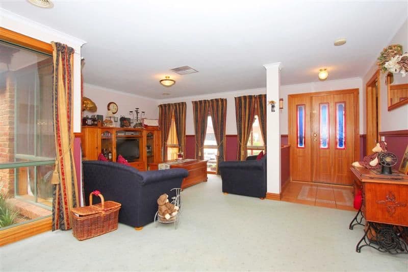 8 Toolim Walk, SYDENHAM VIC 3037, Sydenham - Thumbnail 4