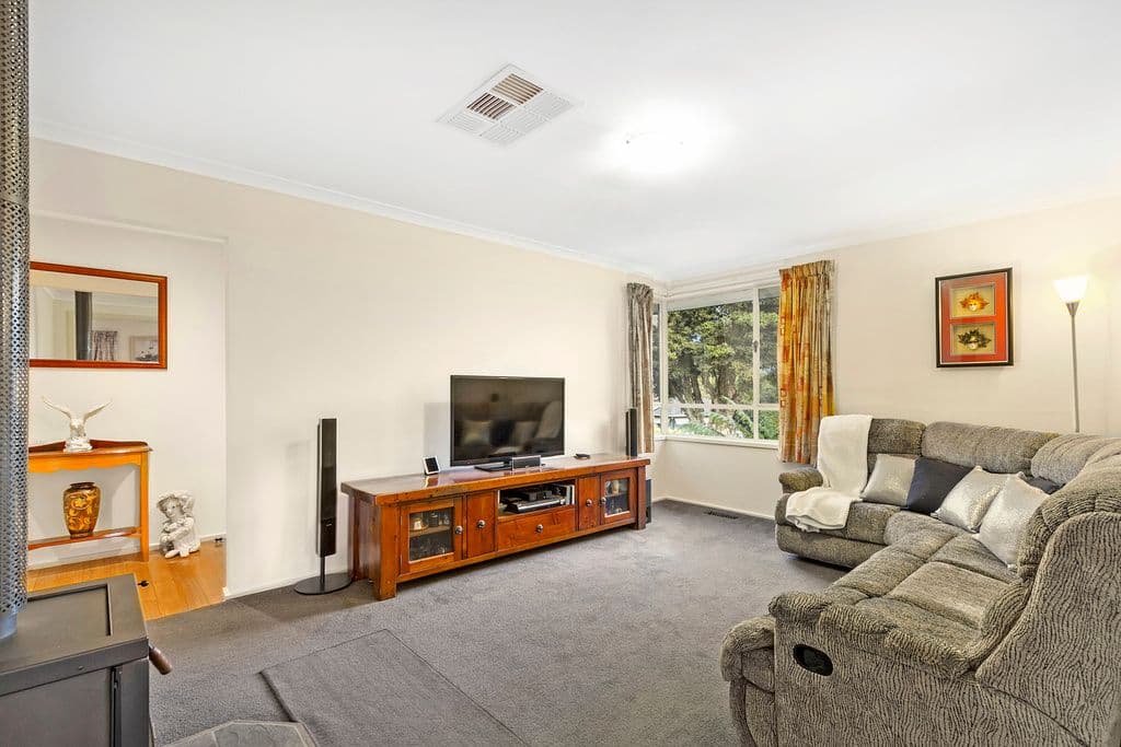 1 Melody Court, Mooroolbark VIC 3138, Mooroolbark - Thumbnail 4