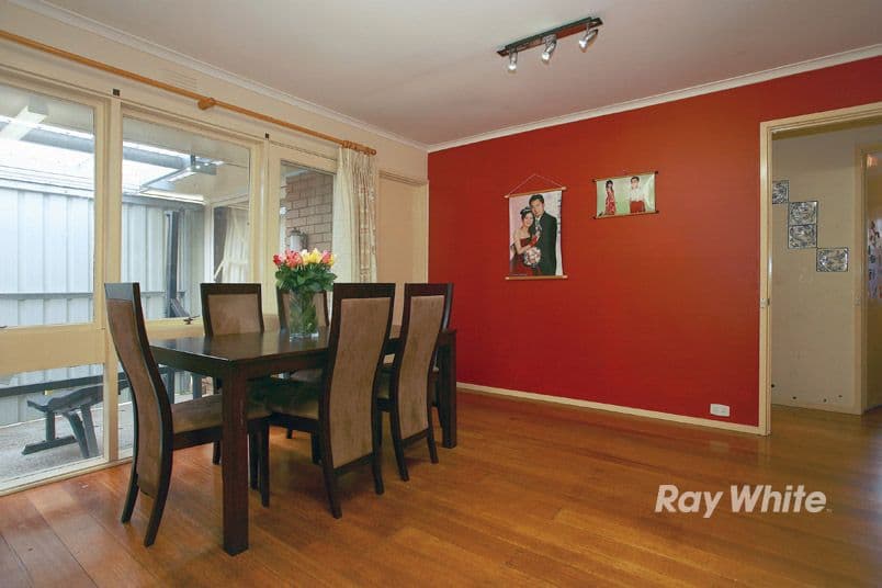 15 Warrawee Avenue, NOBLE PARK VIC 3174, Noble Park - Thumbnail 5