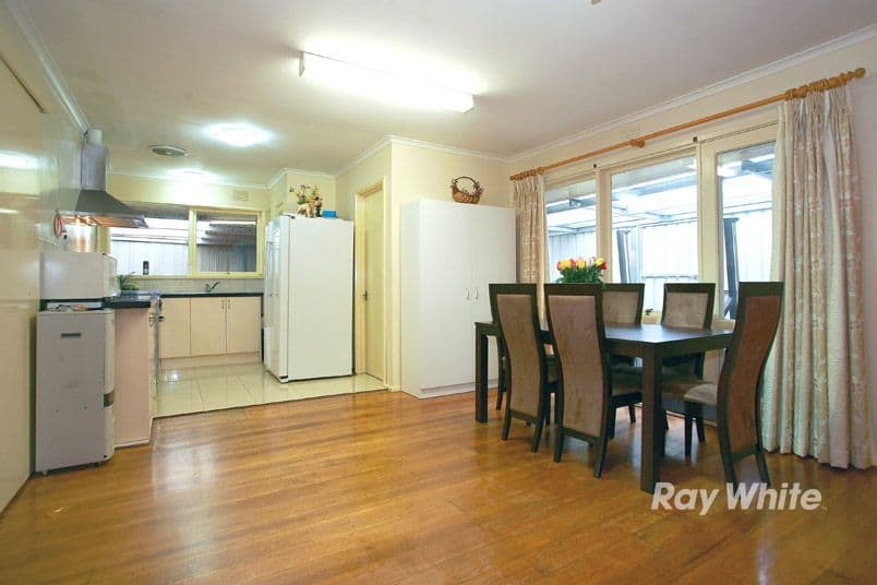 15 Warrawee Avenue, NOBLE PARK VIC 3174, Noble Park - Thumbnail 6