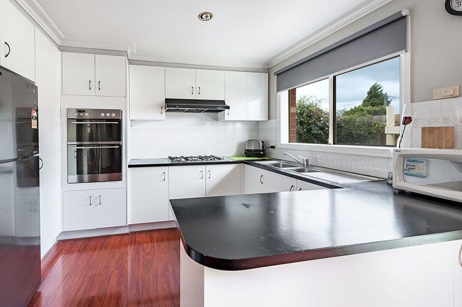 123 Bridgewater Road, Craigieburn VIC 3064, Craigieburn - Thumbnail 2