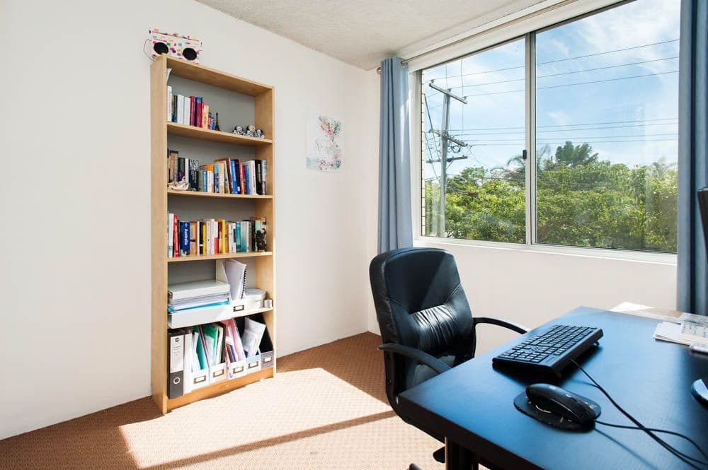 33 Ellis Street, GREENSLOPES QLD 4120, Greenslopes - Thumbnail 3