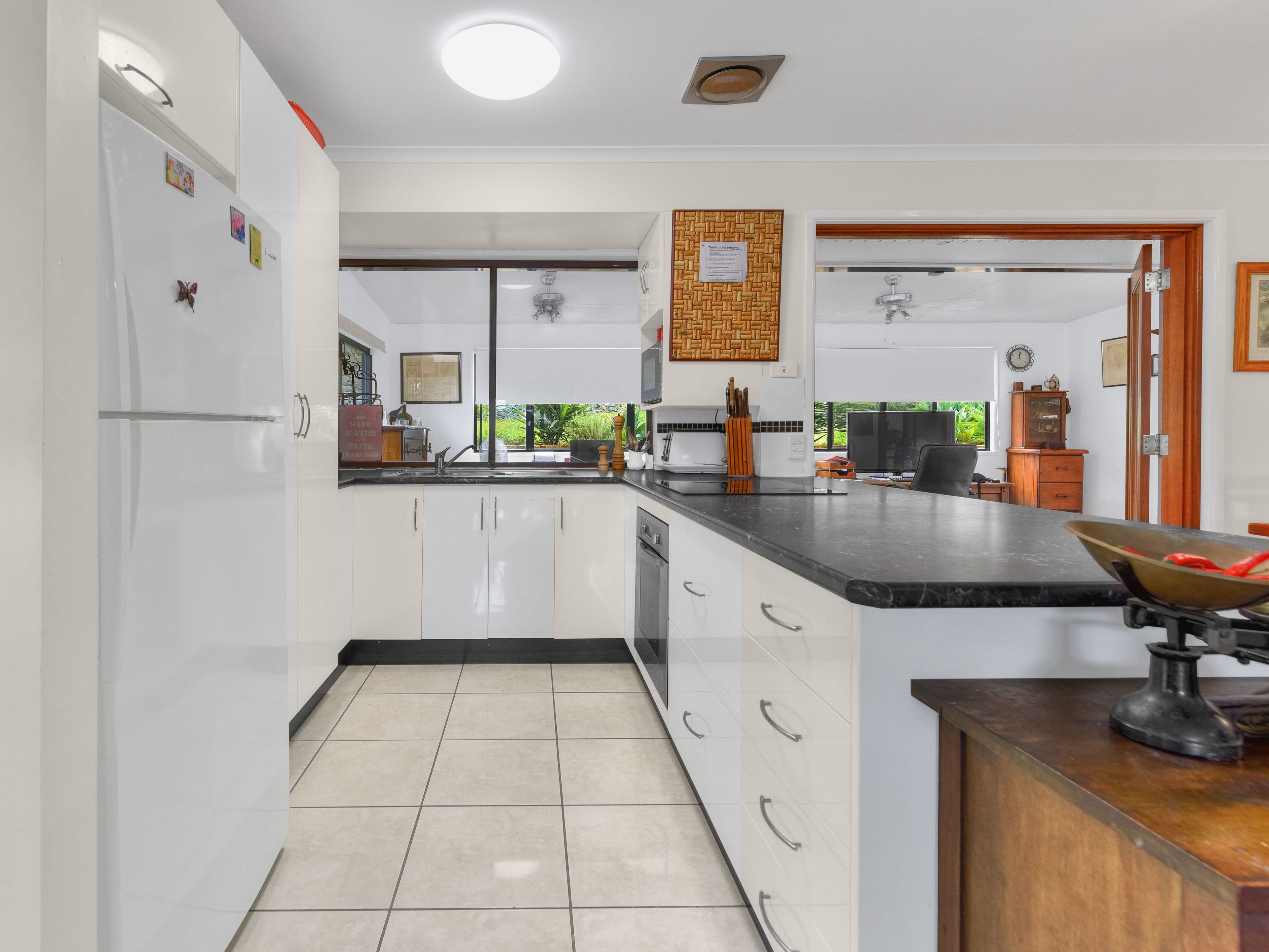 1 Ettrick Court, Carina QLD 4152, Carina - Thumbnail 4