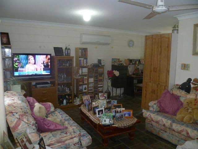 7 Faulkner Street, BURDELL QLD 4818, Burdell - Thumbnail 3
