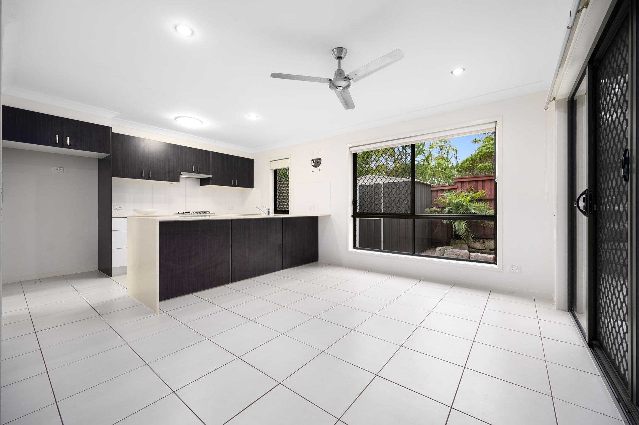 1 Pacific Place, Pacific Pines QLD 4211, Pacific Pines - Thumbnail 5