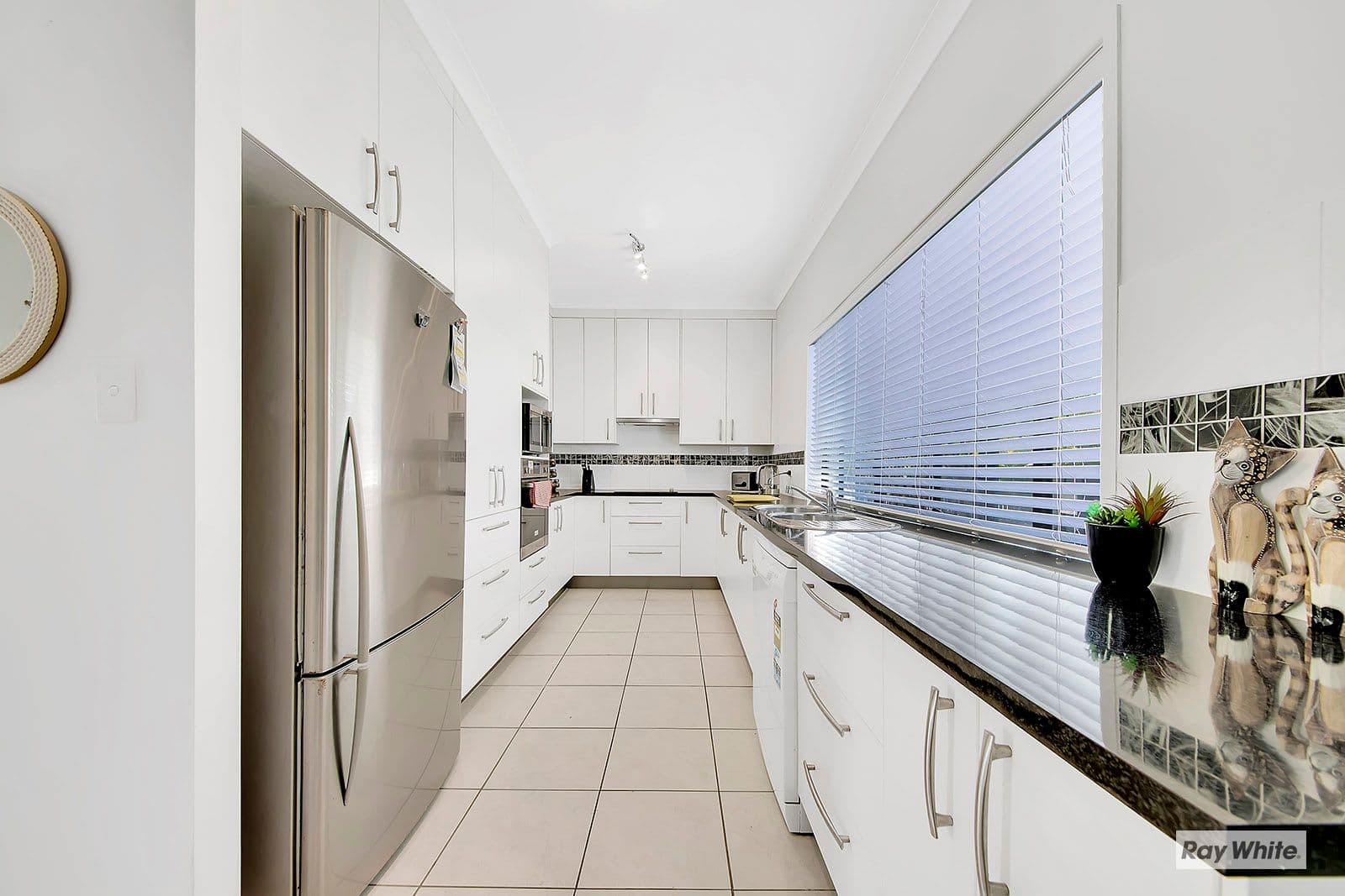 6 Bells Court, Rosslyn QLD 4703, Rosslyn - Thumbnail 7