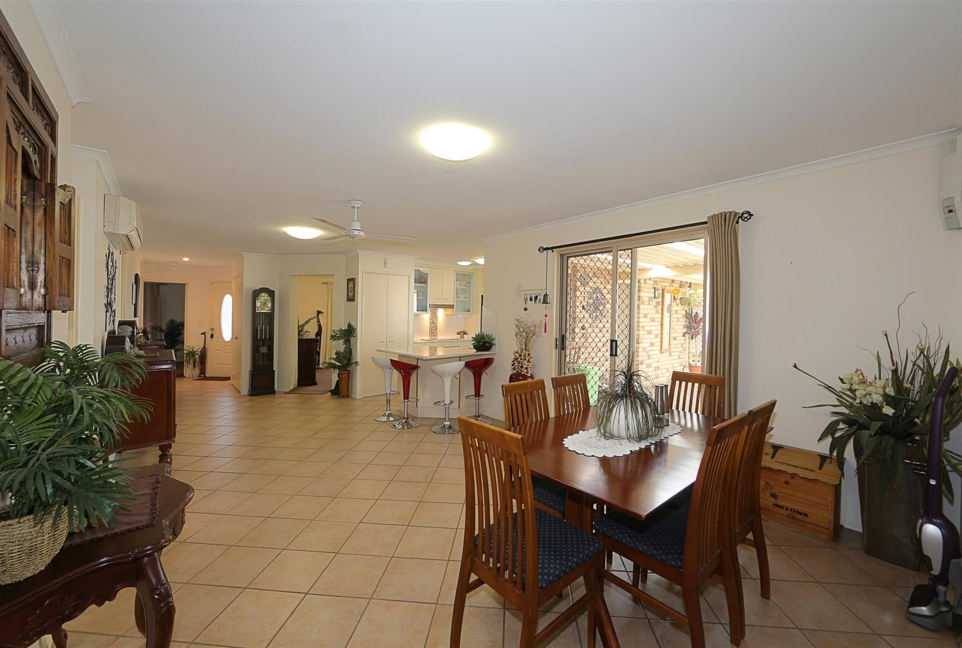 5 Thomas Healy Drive, BUNDABERG EAST QLD 4670, Bundaberg East - Thumbnail 5