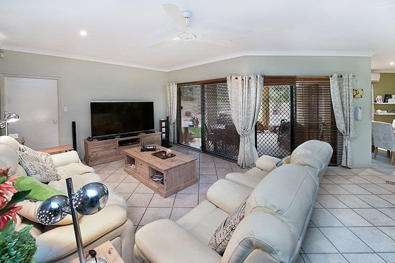 2 Desiree Close, Buderim QLD 4556, Buderim - Thumbnail 2