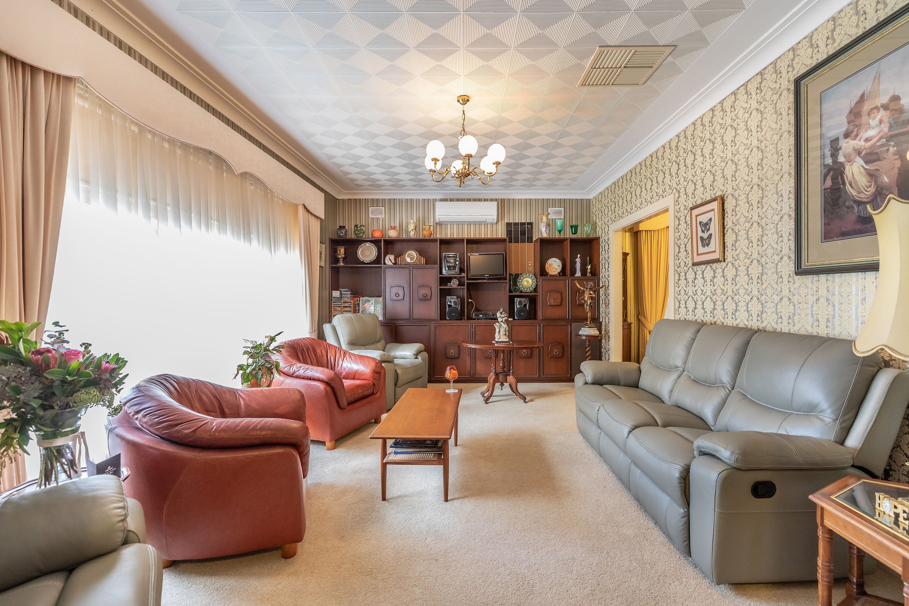 7 Surrey Crescent, Lower Mitcham SA 5062, Lower Mitcham - Thumbnail 3