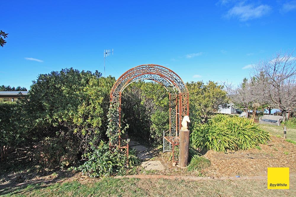 329 Weeroona Drive, Wamboin - Thumbnail 4