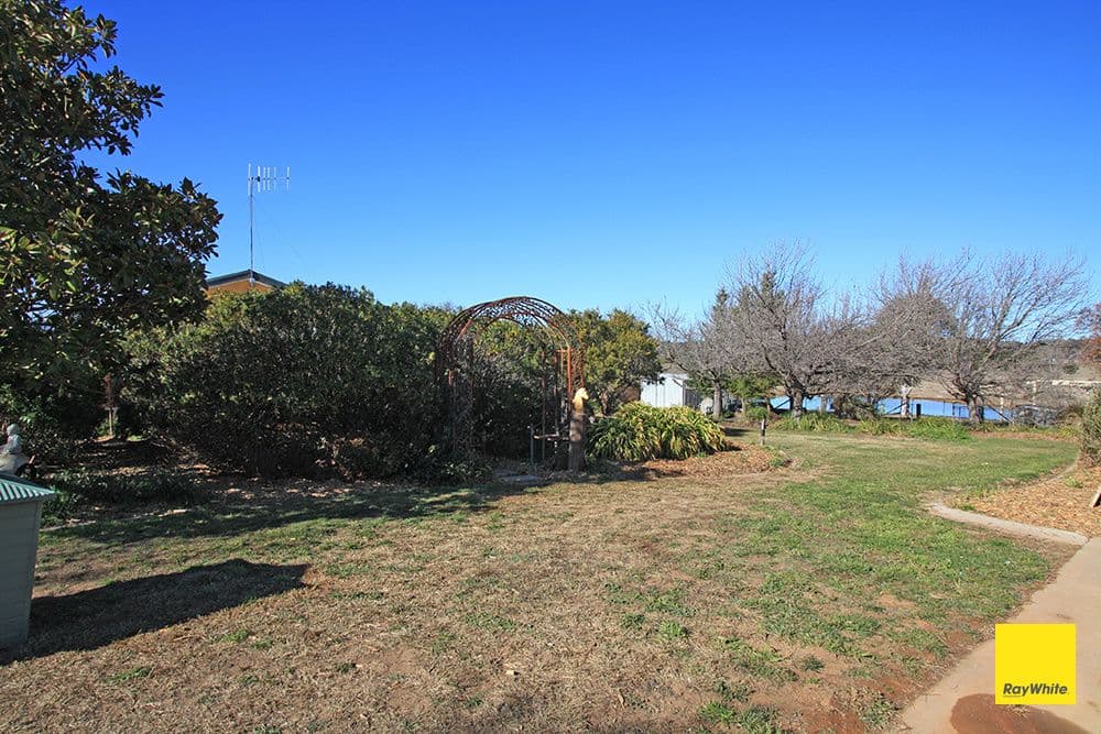 329 Weeroona Drive, Wamboin - Thumbnail 5
