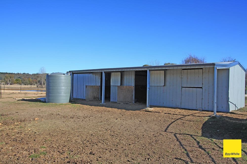 329 Weeroona Drive, Wamboin - Thumbnail 6