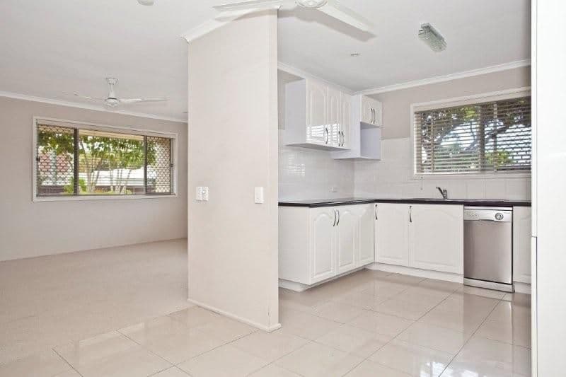 34 Eden Crescent, WOORIM QLD 4507, Woorim - Thumbnail 3
