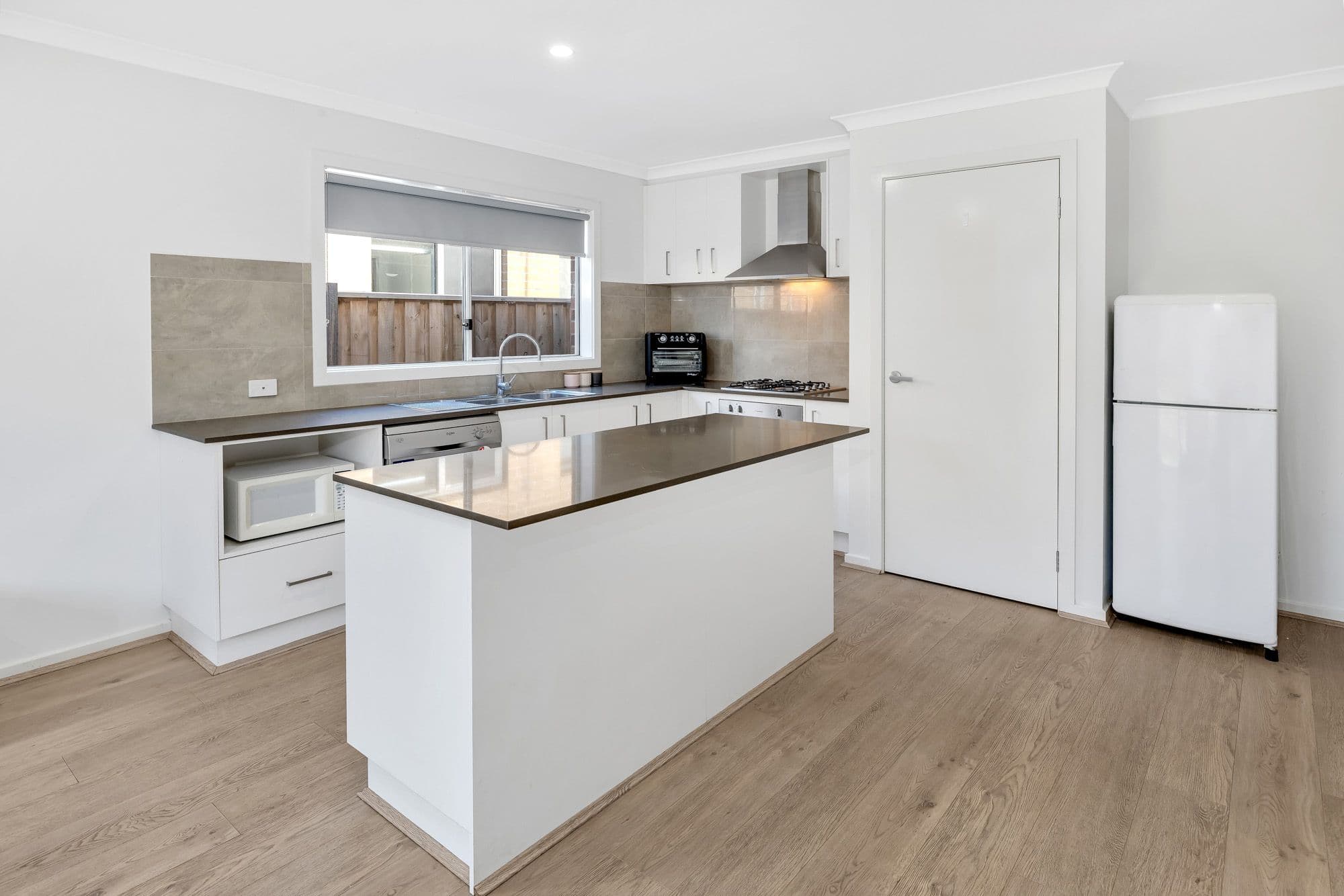 3 Harogen Drive, Werribee VIC 3030, Werribee - Thumbnail 5