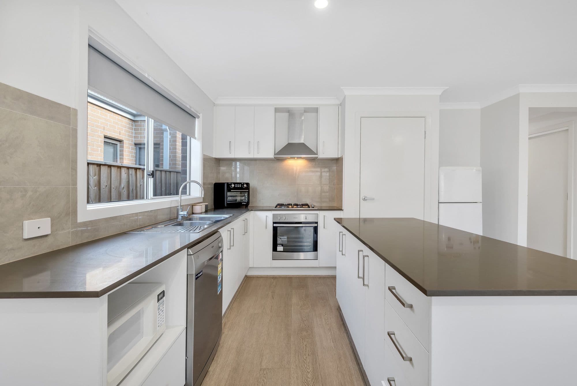 3 Harogen Drive, Werribee VIC 3030, Werribee - Thumbnail 7