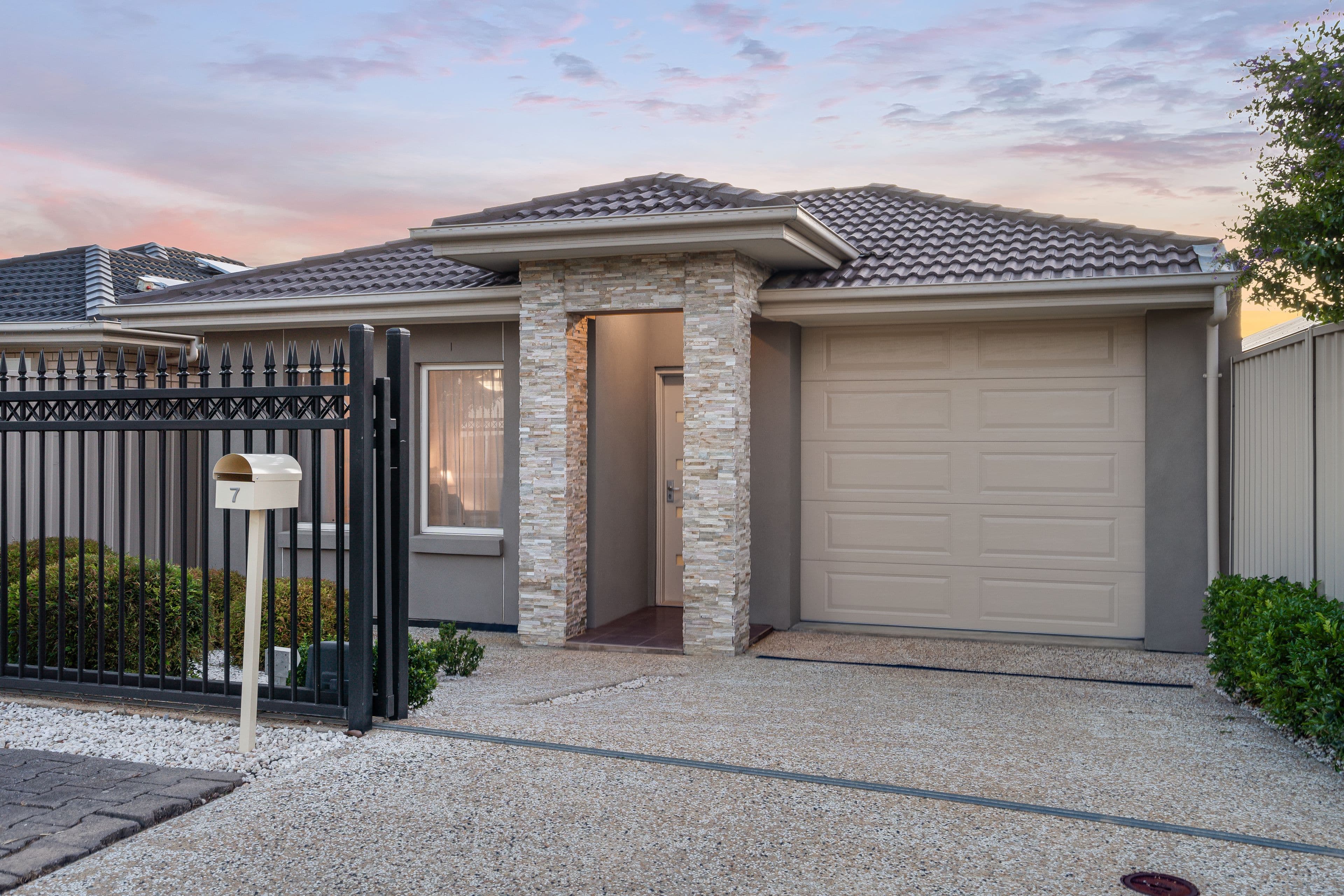 7 Rosyth Road, Holden Hill SA 5088, Holden Hill - Thumbnail 2
