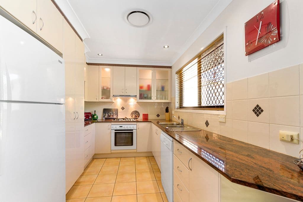 12 Nugent Court, Helensvale QLD 4212, Helensvale - Thumbnail 3