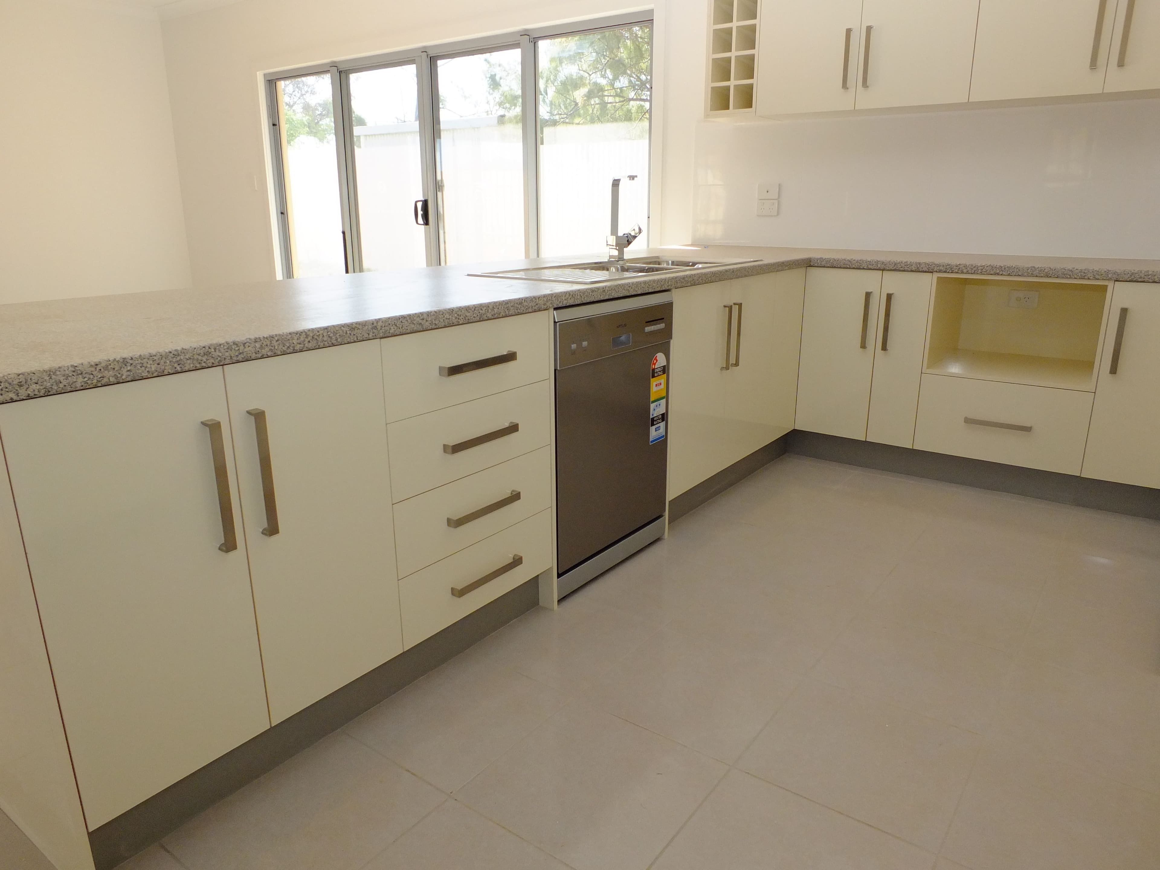 9 Kadina Road, Moonta SA 5558, Moonta - Thumbnail 4