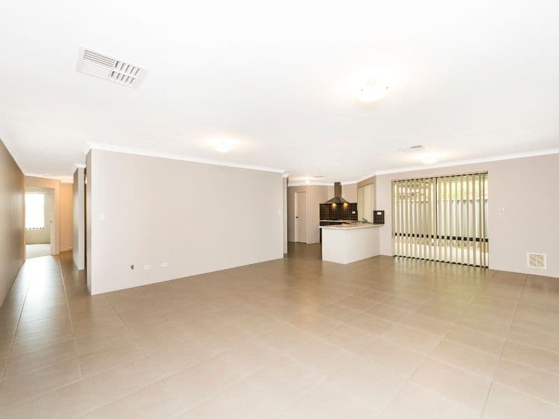 24 Brindabella Avenue, Rockingham WA 6168, Rockingham - Thumbnail 5
