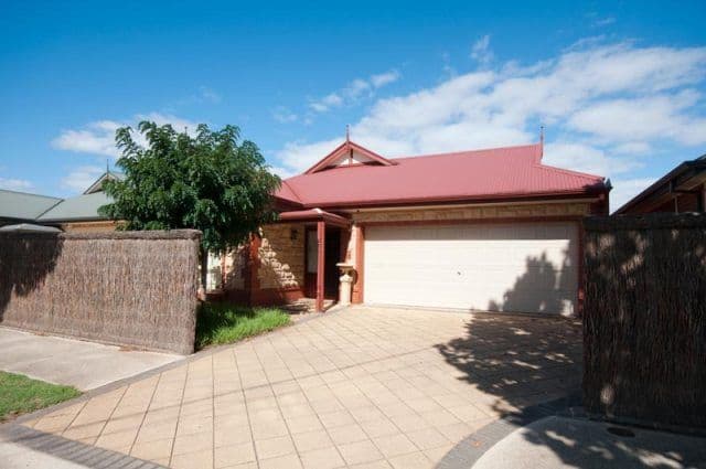 89 Carlton Parade, TORRENSVILLE SA 5031, Torrensville - Image 1
