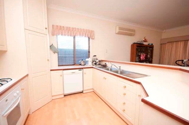 89 Carlton Parade, TORRENSVILLE SA 5031, Torrensville - Thumbnail 2