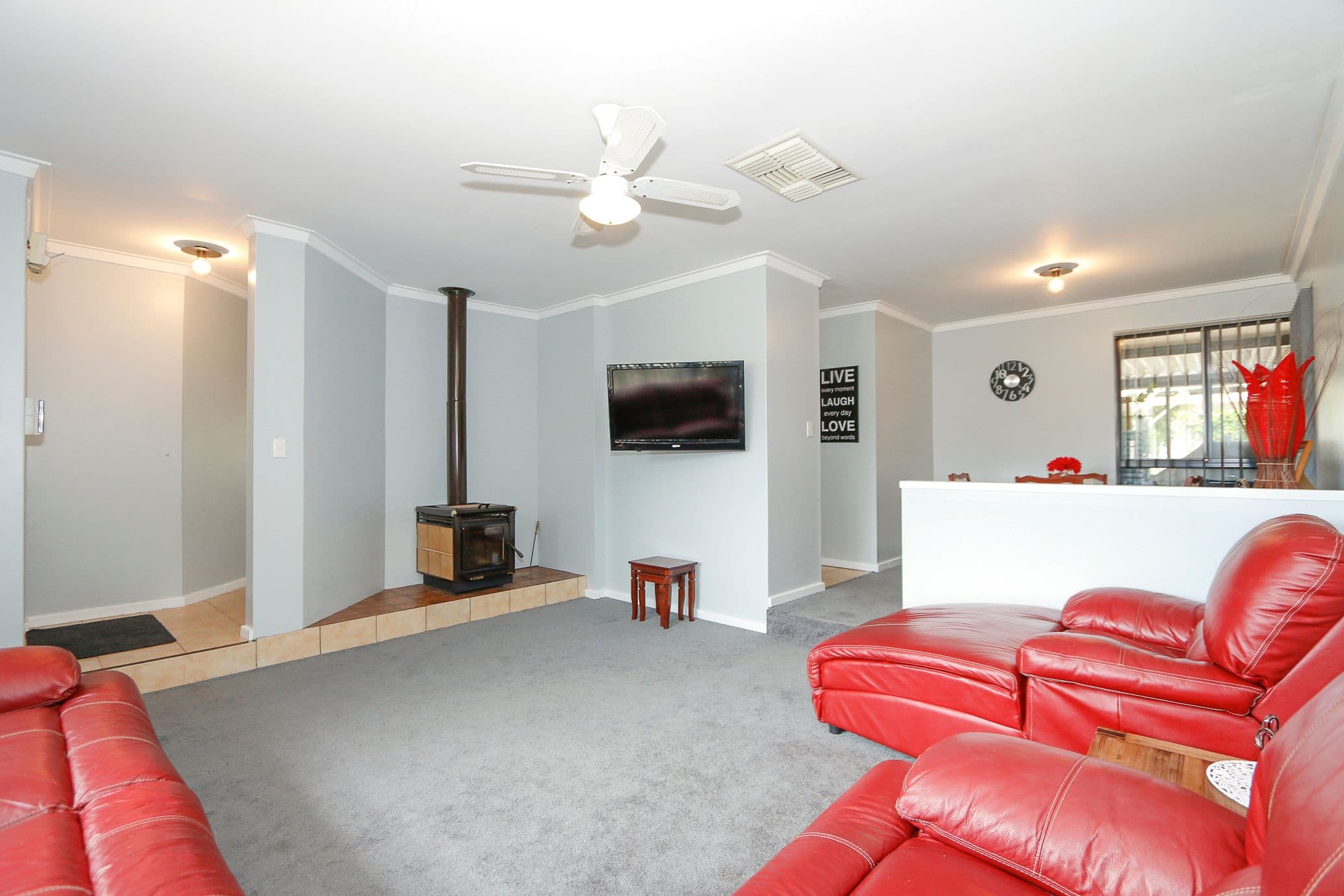 33 Bermuda Drive, Ballajura WA 6066, Ballajura - Thumbnail 2