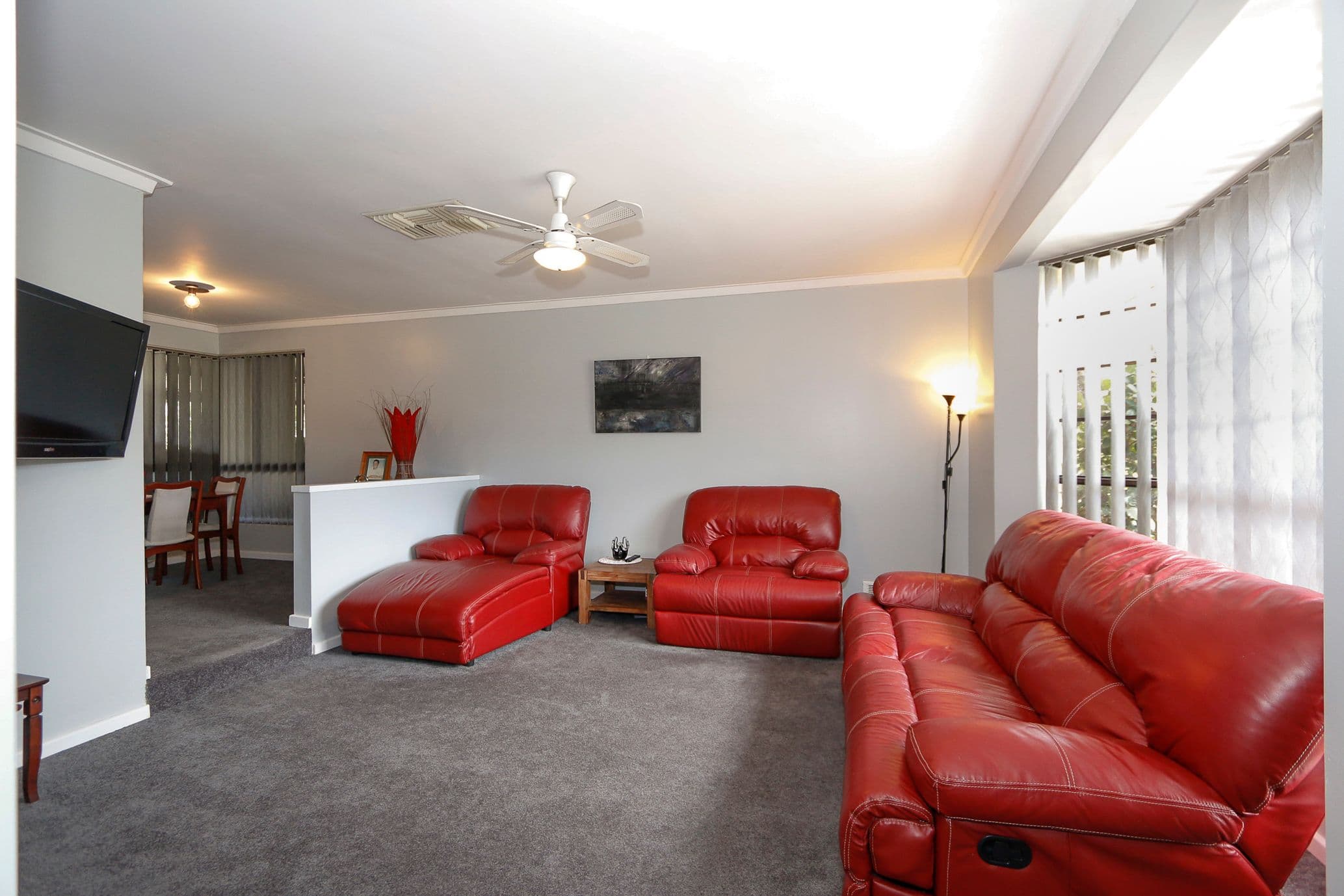 33 Bermuda Drive, Ballajura WA 6066, Ballajura - Thumbnail 3