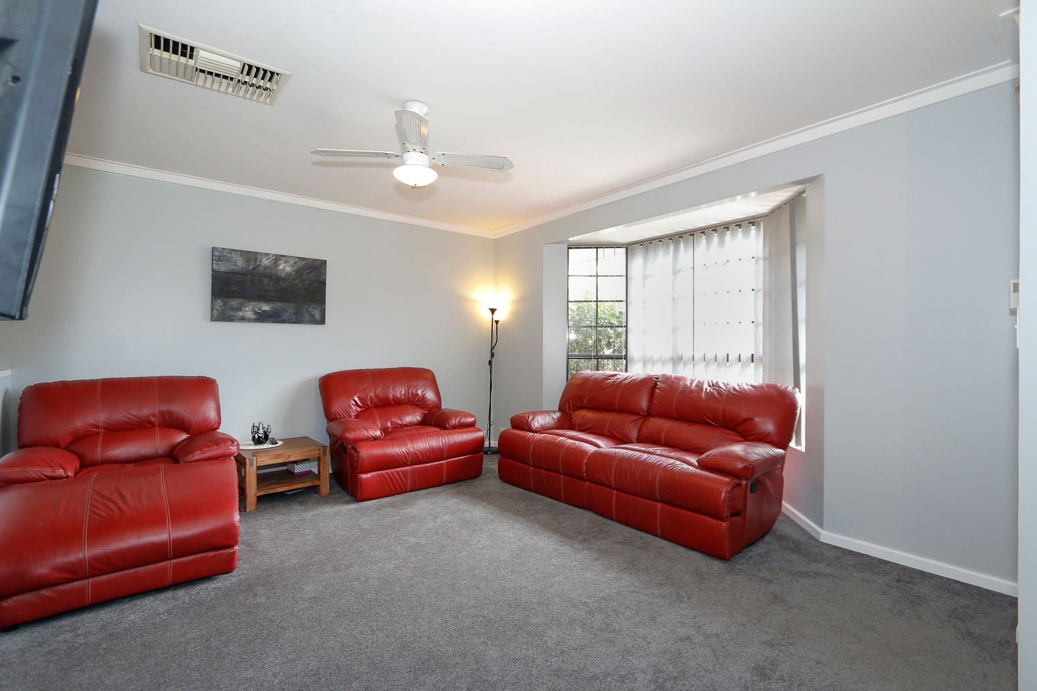 33 Bermuda Drive, Ballajura WA 6066, Ballajura - Thumbnail 4
