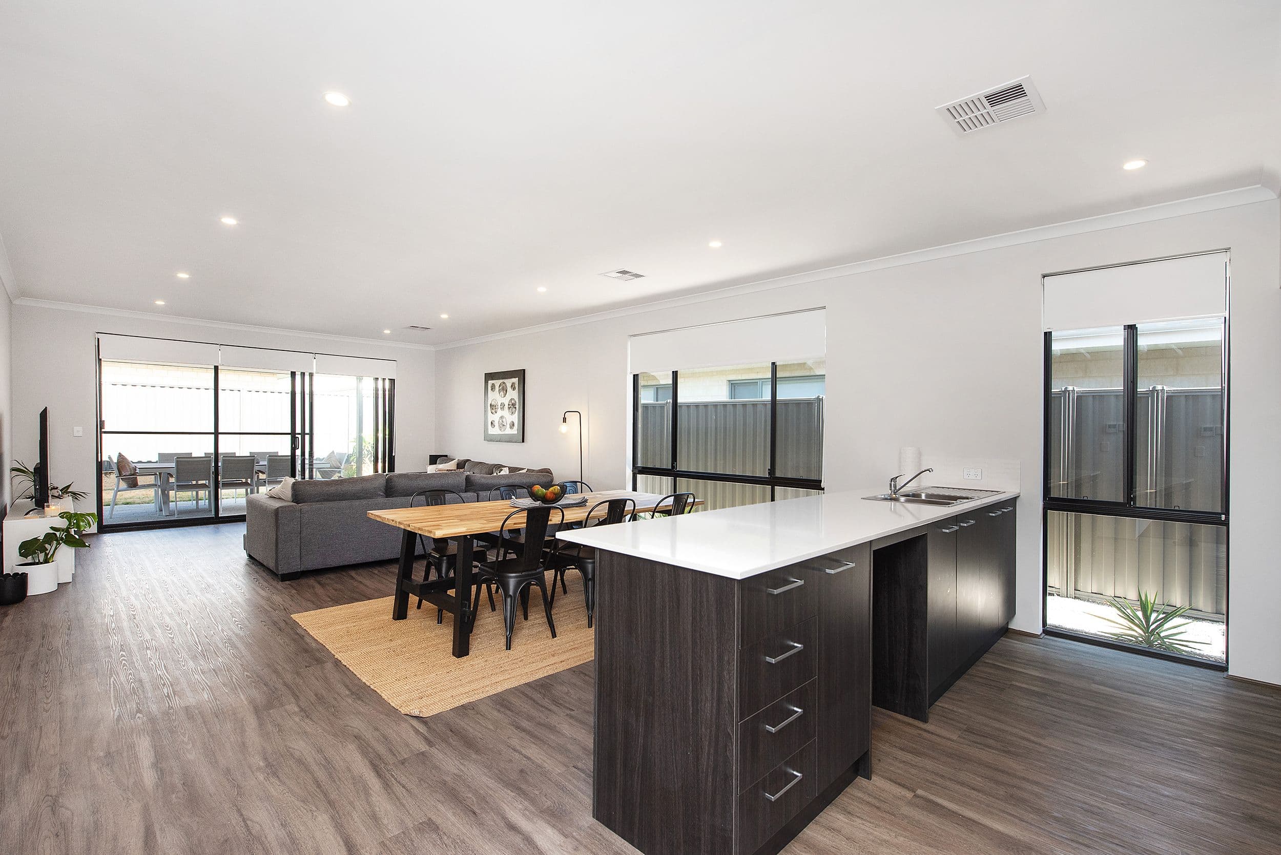 8 Variegate Road, Baldivis WA 6171, Baldivis - Thumbnail 7