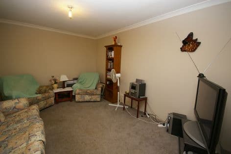 6 Cornish Place, MIRRABOOKA WA 6061, Mirrabooka - Thumbnail 2