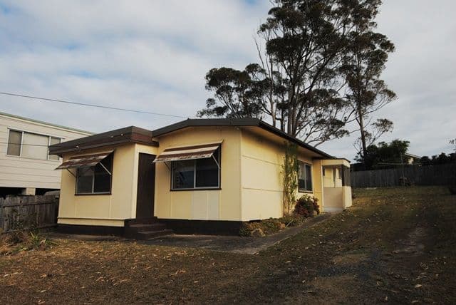 13 Blair Street, Old Erowal Bay - Image 1
