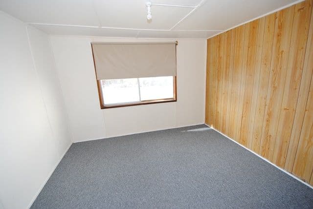 13 Blair Street, Old Erowal Bay - Thumbnail 4
