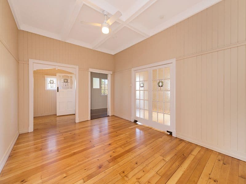18 Windsor Street, HAMILTON QLD 4007, Hamilton - Thumbnail 4