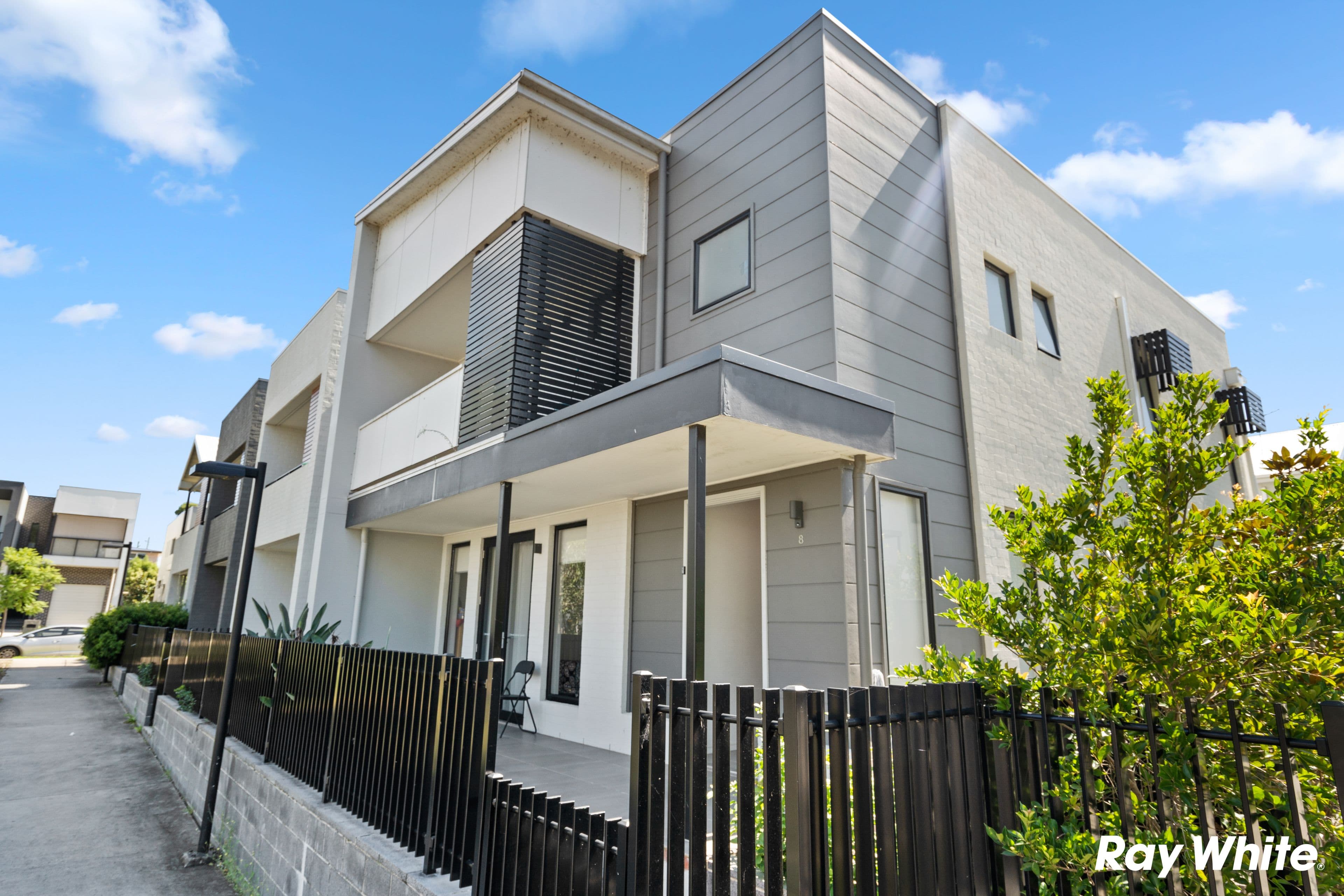 8 Ellerston Glade, Blacktown NSW 2148, Blacktown - Thumbnail 2