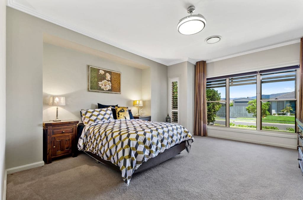 23 Waterview Avenue, Haywards Bay - Thumbnail 2
