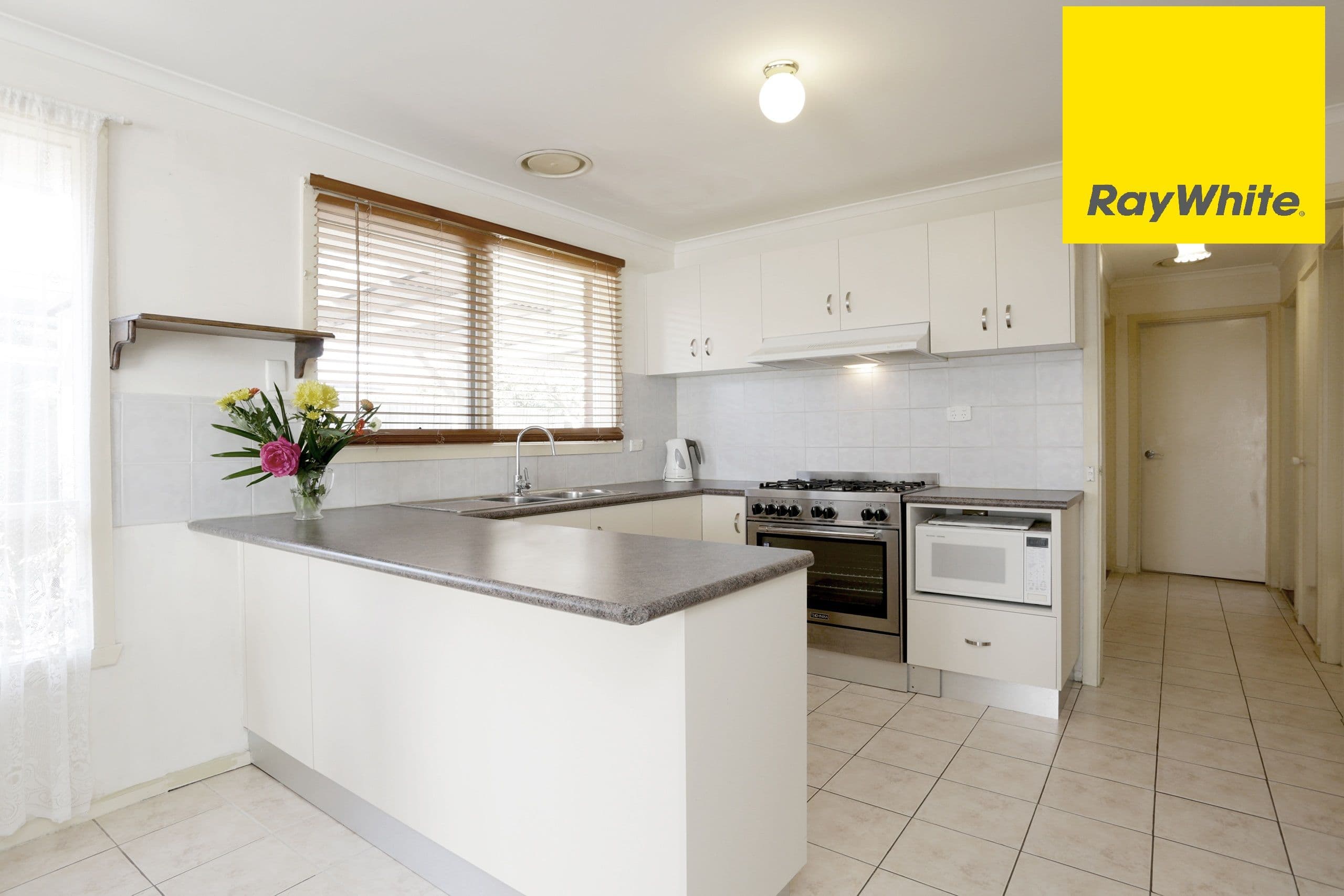 2 Tamarind Crescent, Werribee VIC 3030, Werribee - Thumbnail 2
