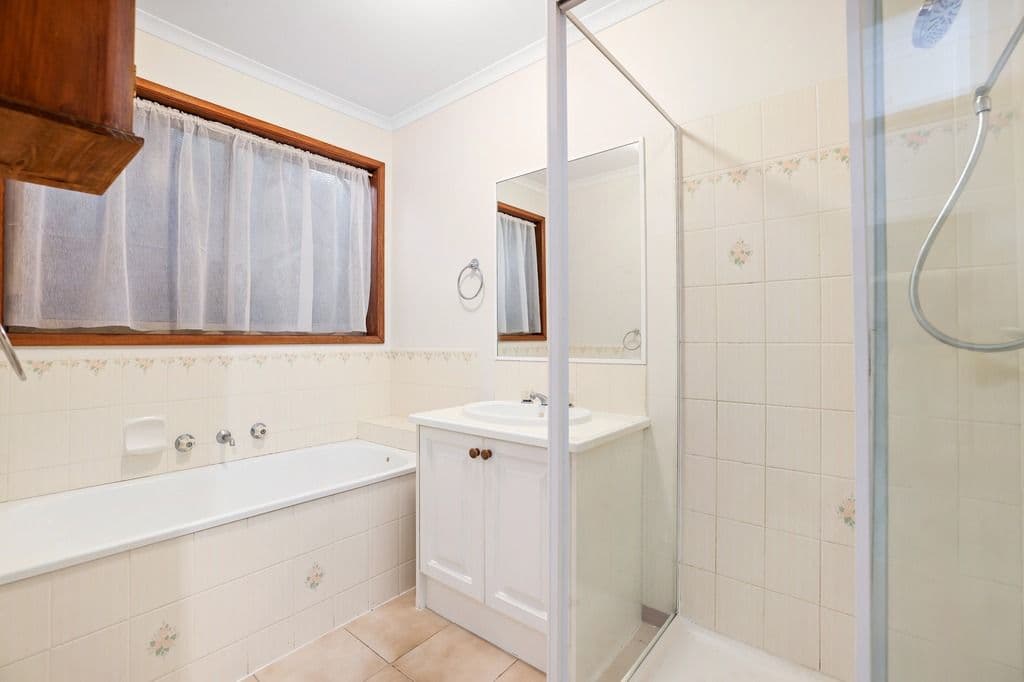 21 Sandleford Way, Hoppers Crossing VIC 3029, Hoppers Crossing - Thumbnail 4