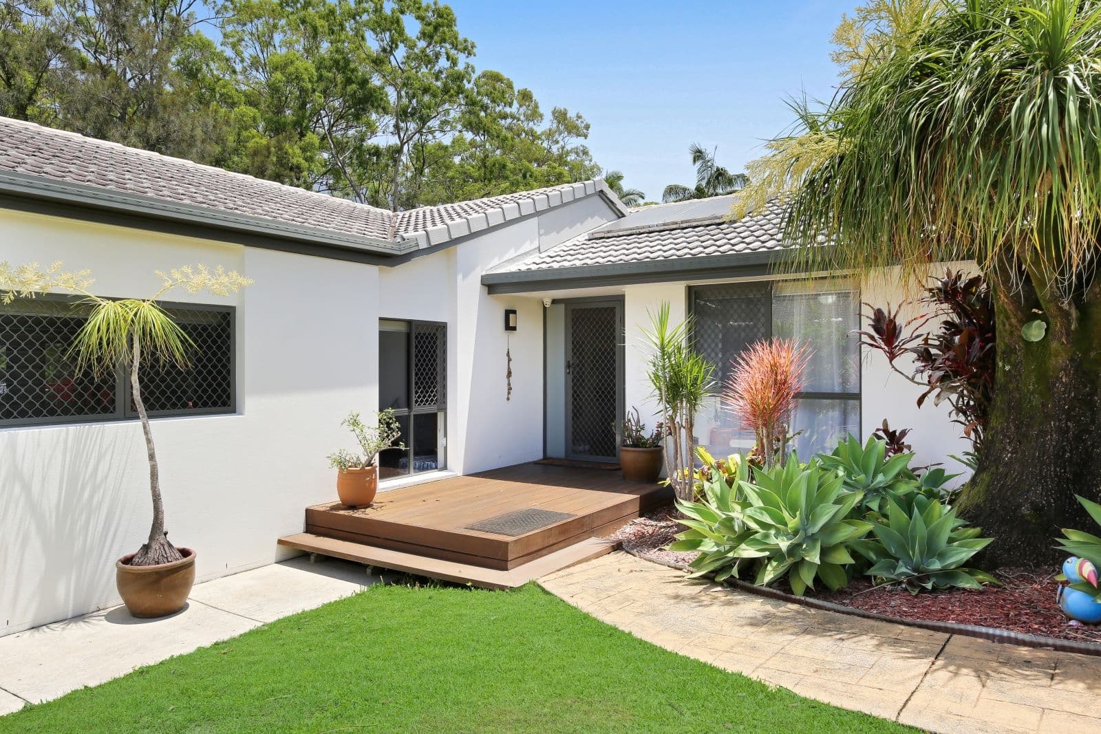 33 Sandringham Drive, Robina QLD 4226, Robina - Thumbnail 2