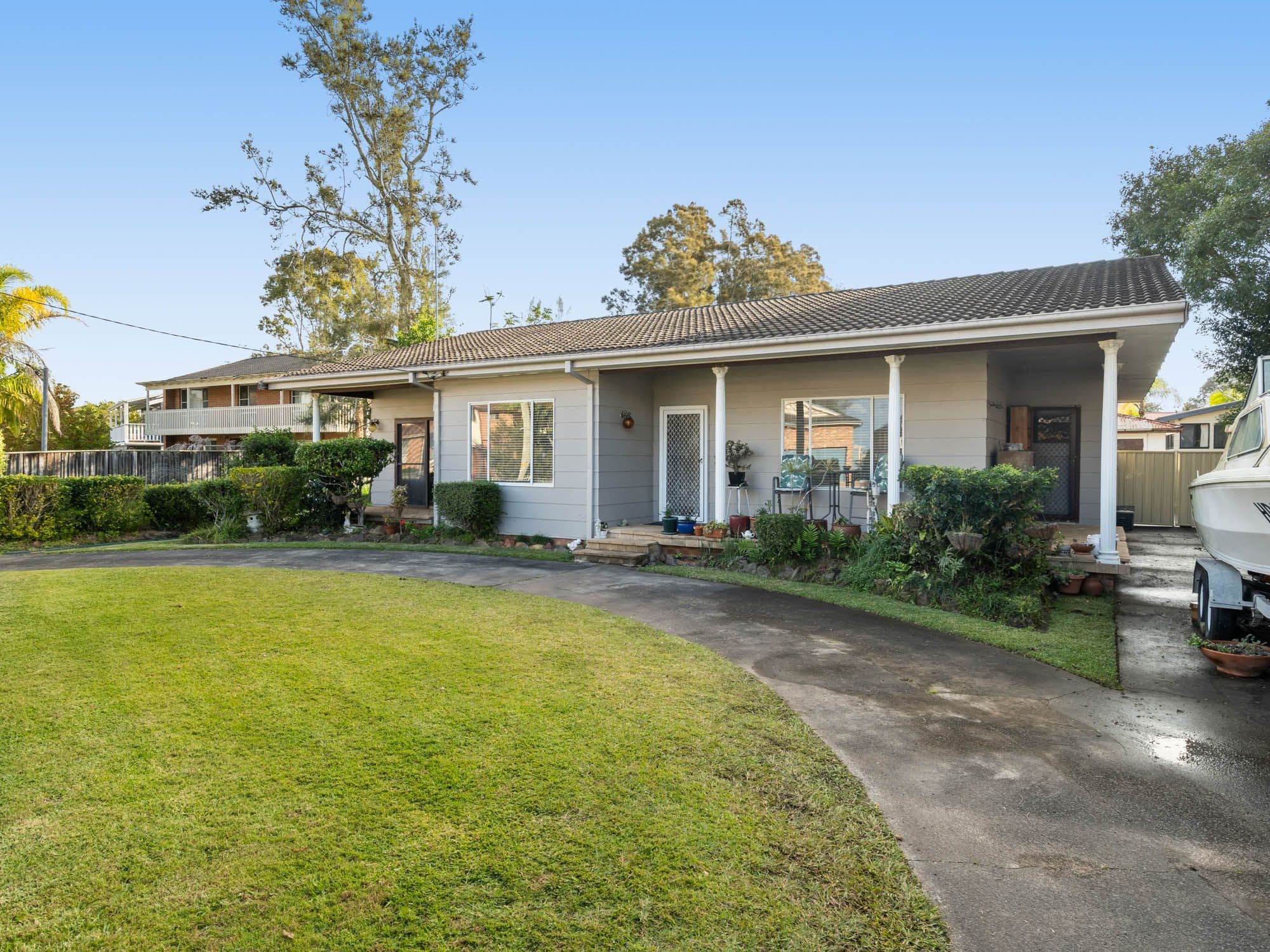 338 Lakedge Avenue, Berkeley Vale NSW 2261, Berkeley Vale - Thumbnail 2