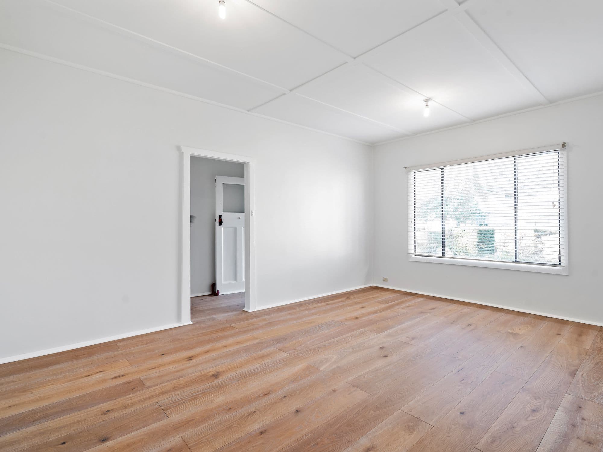 338 Lakedge Avenue, Berkeley Vale NSW 2261, Berkeley Vale - Thumbnail 4