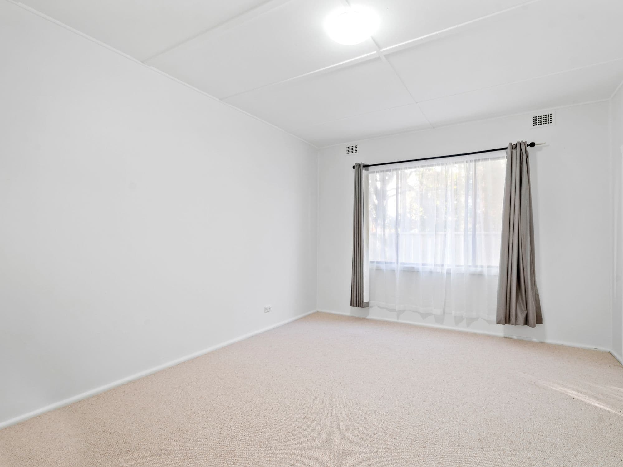 338 Lakedge Avenue, Berkeley Vale NSW 2261, Berkeley Vale - Thumbnail 7