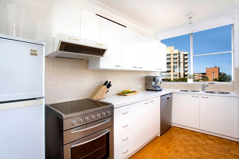 9 Hampden Avenue, CREMORNE NSW 2090, Cremorne - Thumbnail 3